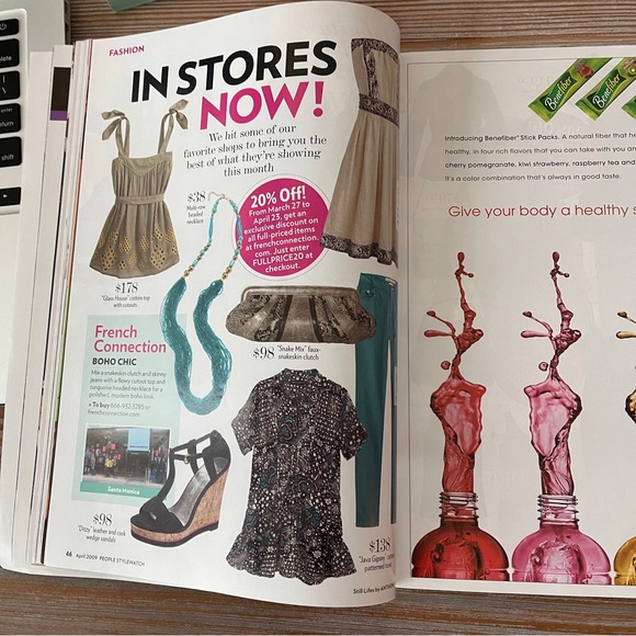 People Style Watch Magazine Featuring Carrie Underwood on the Cover, April 2009 - Picture 7 of 15